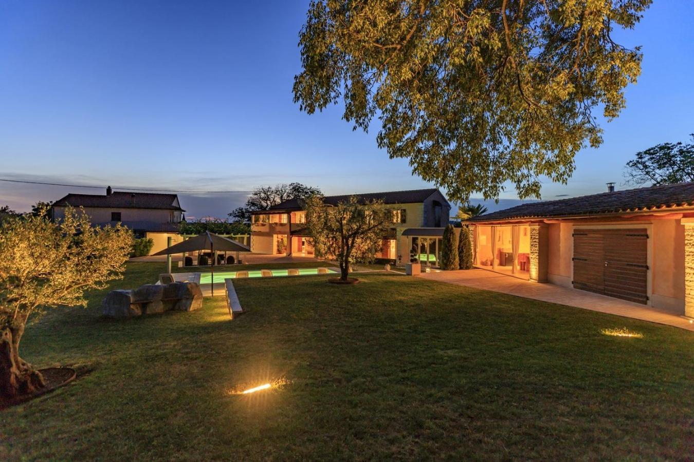 Villa Viscum In Central Istria For 8 Persons With Large Garden - Pet Friendly Pazin Exterior photo